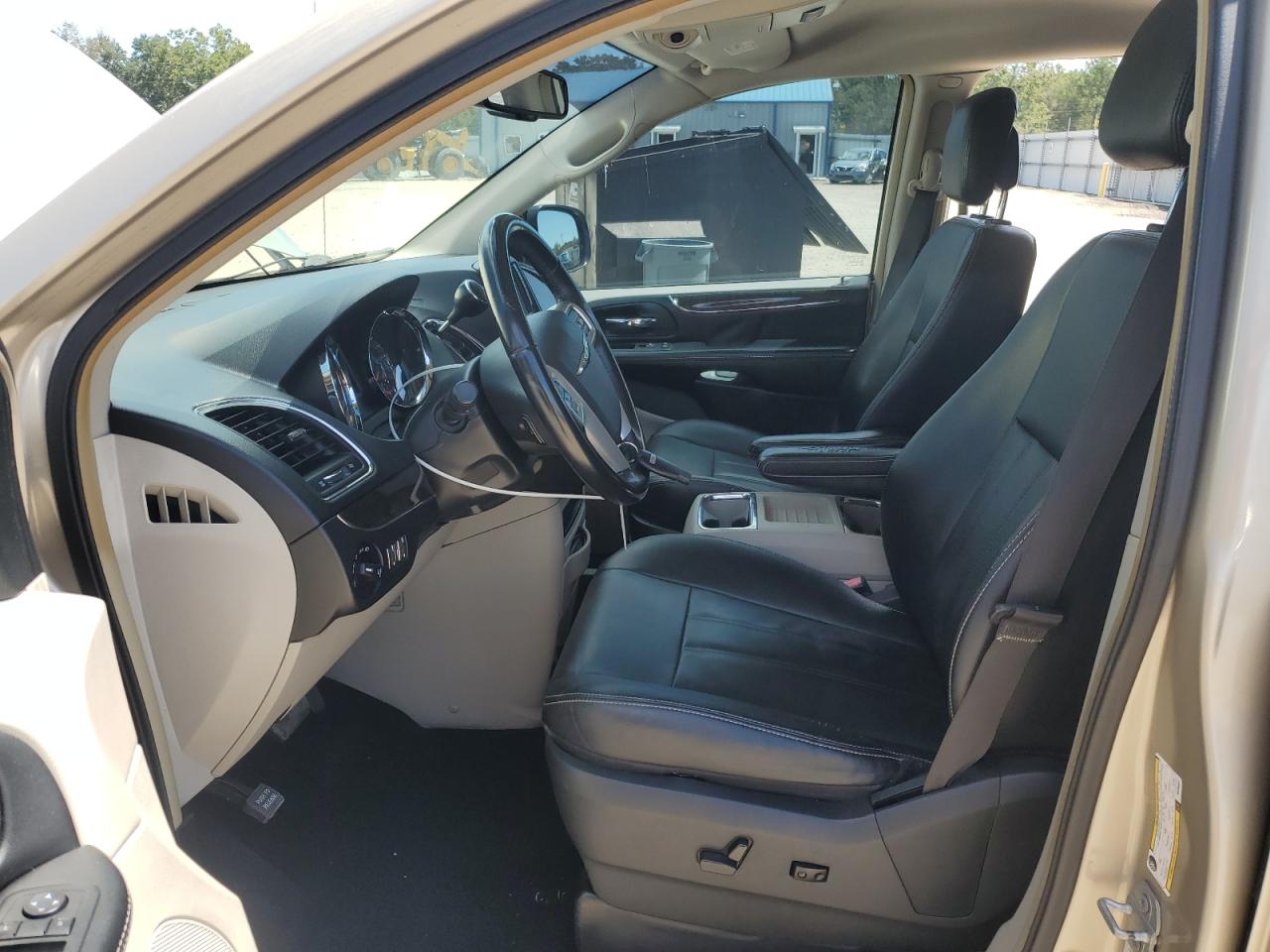 2016 Chrysler Town & Country Touring VIN: 2C4RC1BG0GR206207 Lot: 71047535