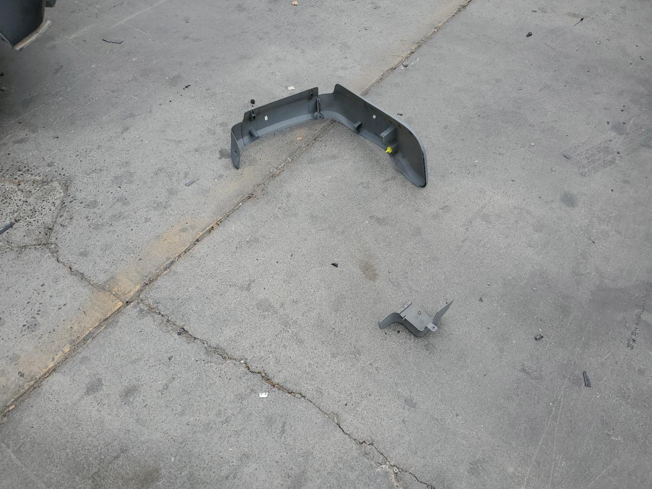 2007 Chrysler Pacifica VIN: 2A8GF48X87R326613 Lot: 81920485