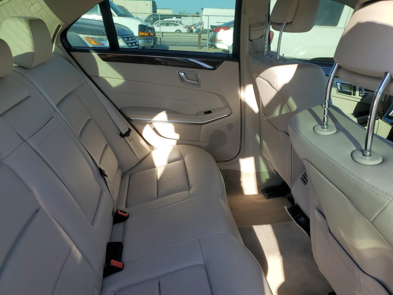2014 Mercedes-Benz E 350 VIN: WDDHF5KBXEB007469 Lot: 80568975