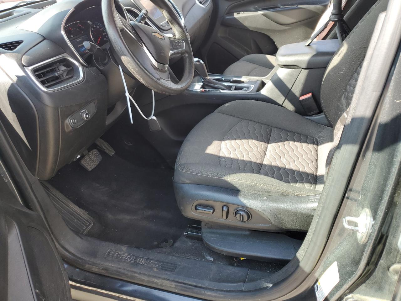 2020 Chevrolet Equinox Lt VIN: 2GNAXKEV0L6244833 Lot: 80294905