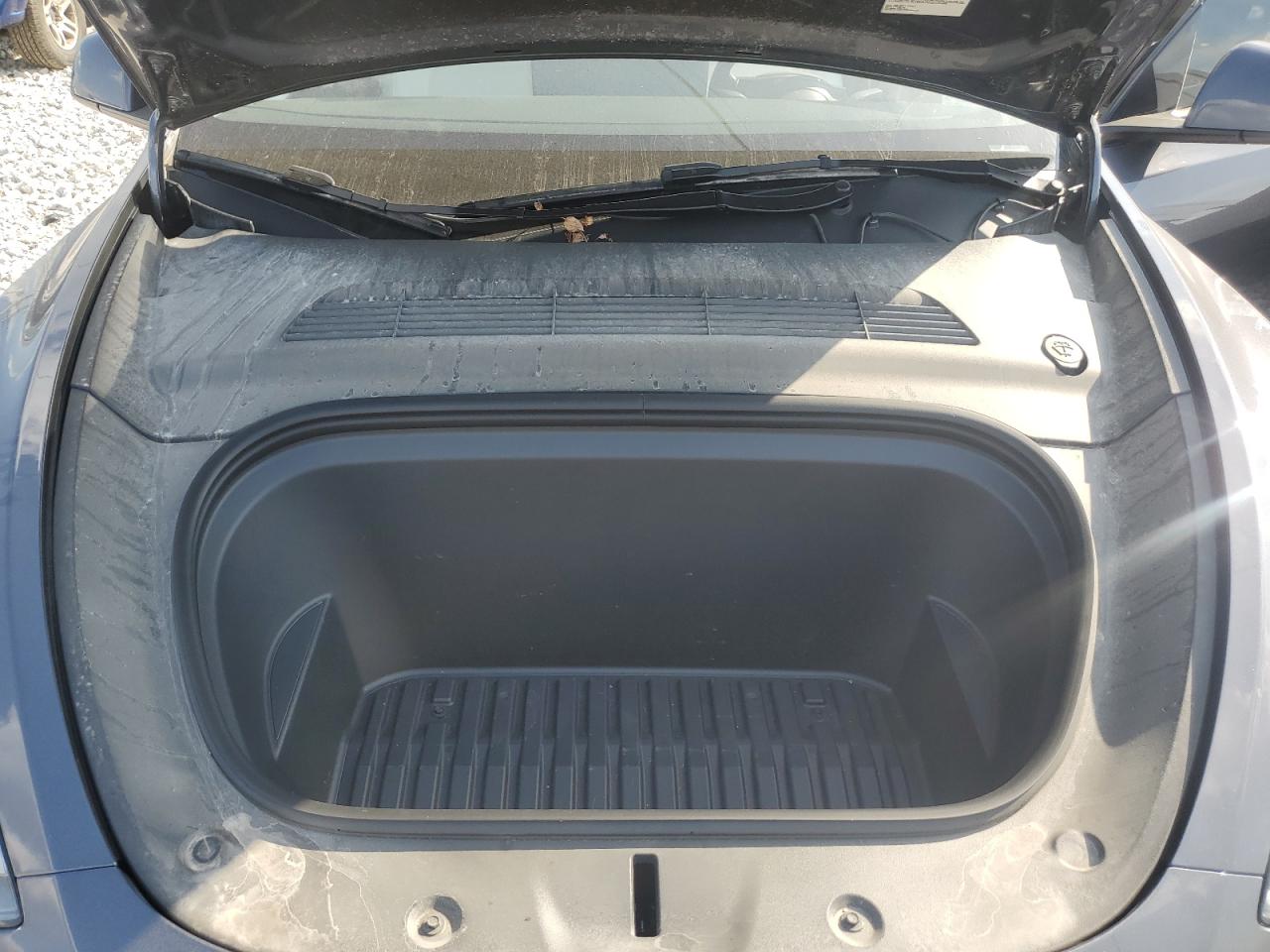 2023 Tesla Model Y VIN: 7SAYGAEE9PF961851 Lot: 71873715