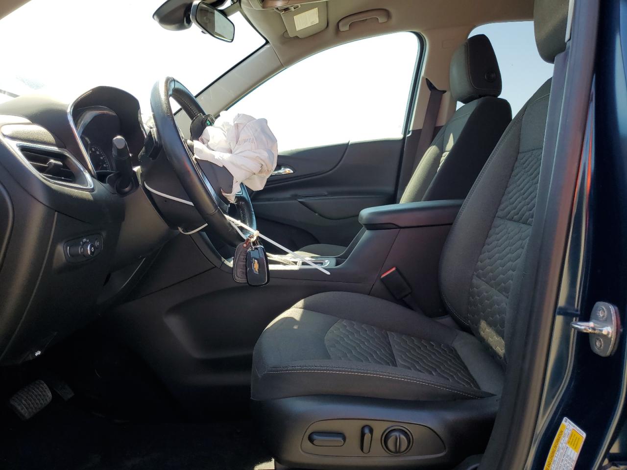 2020 Chevrolet Equinox Lt VIN: 2GNAXUEV2L6218102 Lot: 70937025