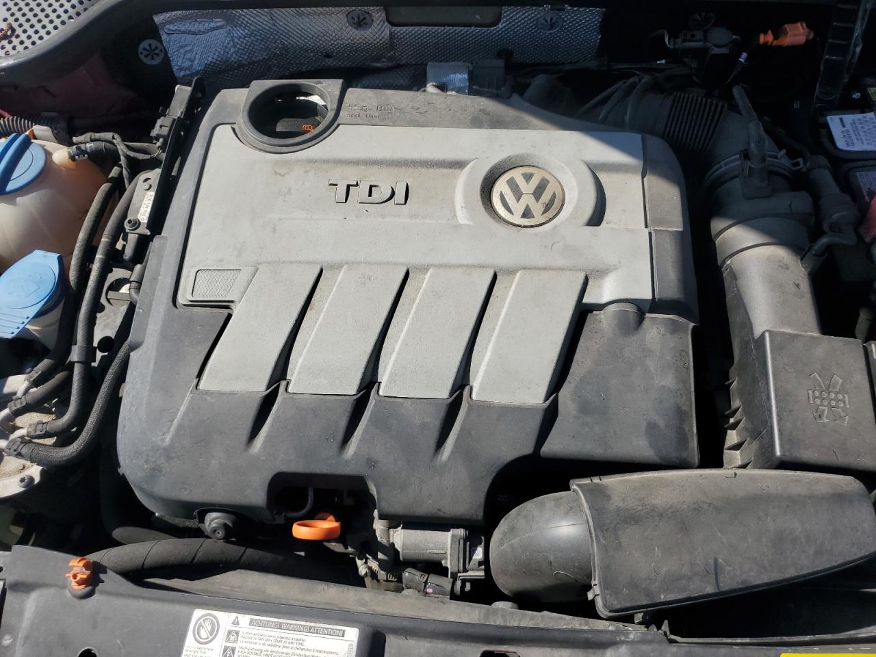 2013 Volkswagen Beetle VIN: 3VW5L7AT3DM826842 Lot: 80061665
