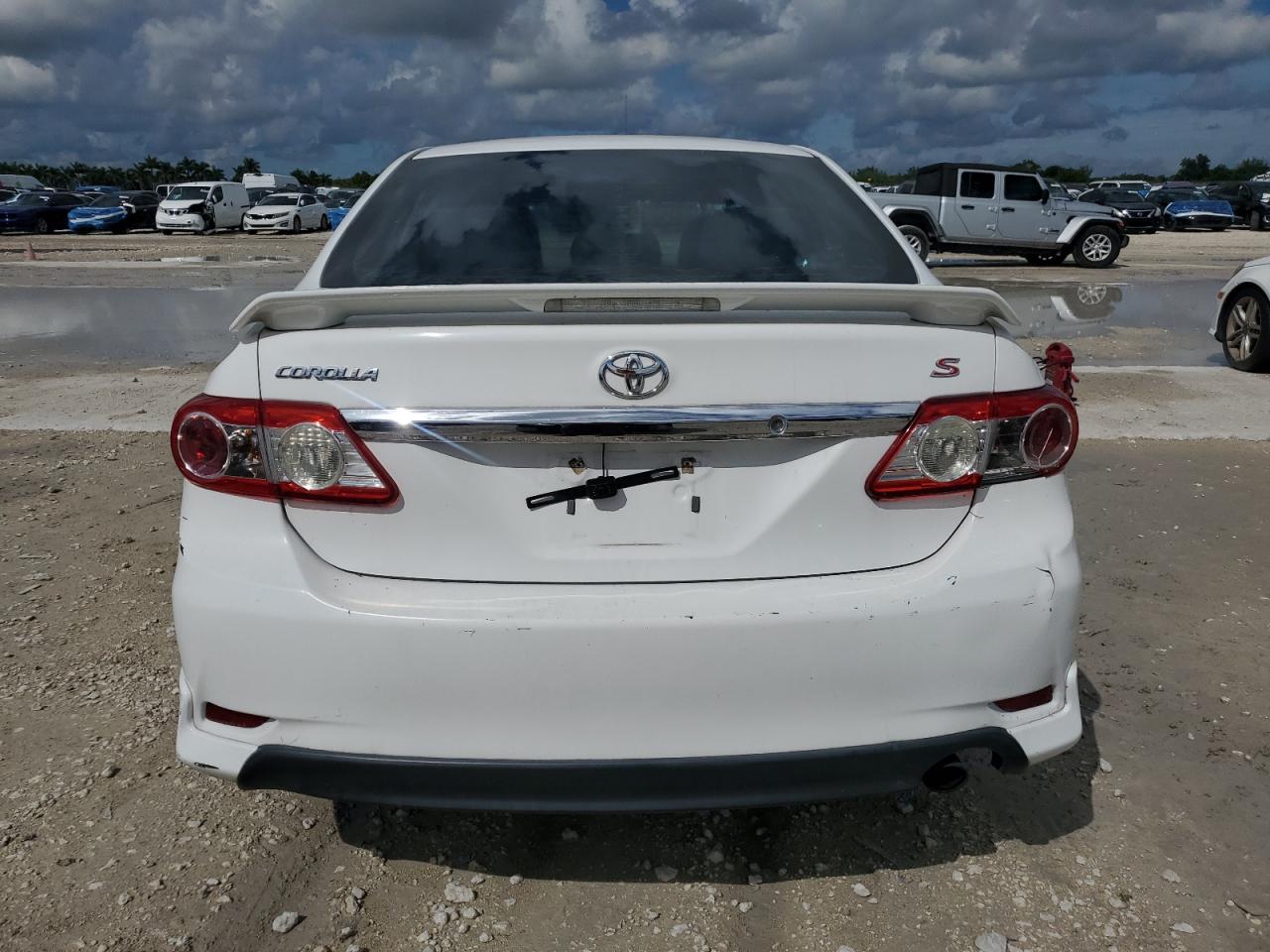 2011 Toyota Corolla Base VIN: 2T1BU4EE9BC719846 Lot: 80860145