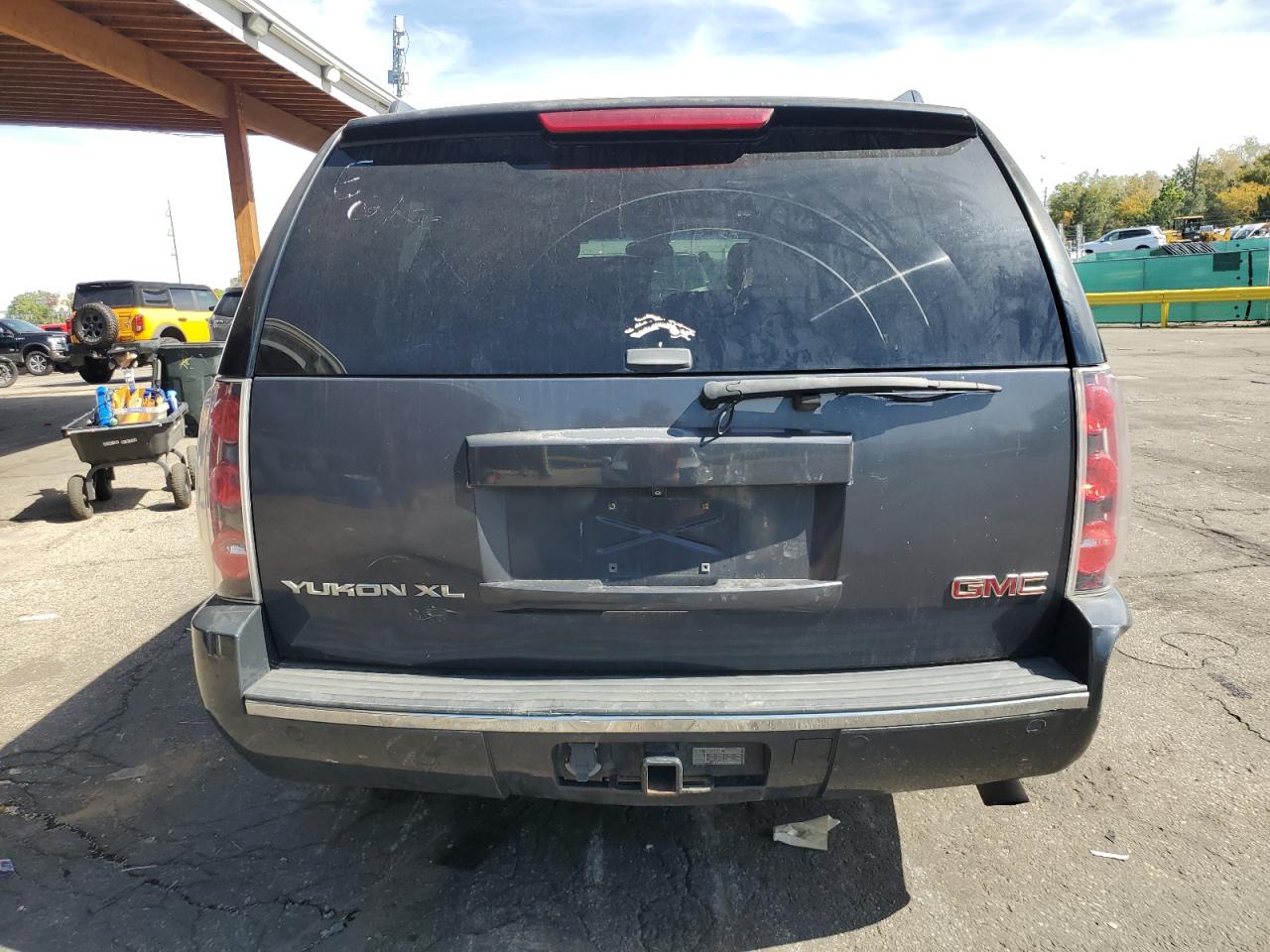 2008 GMC Yukon Xl Denali VIN: 1GKFK66828J101202 Lot: 84578245