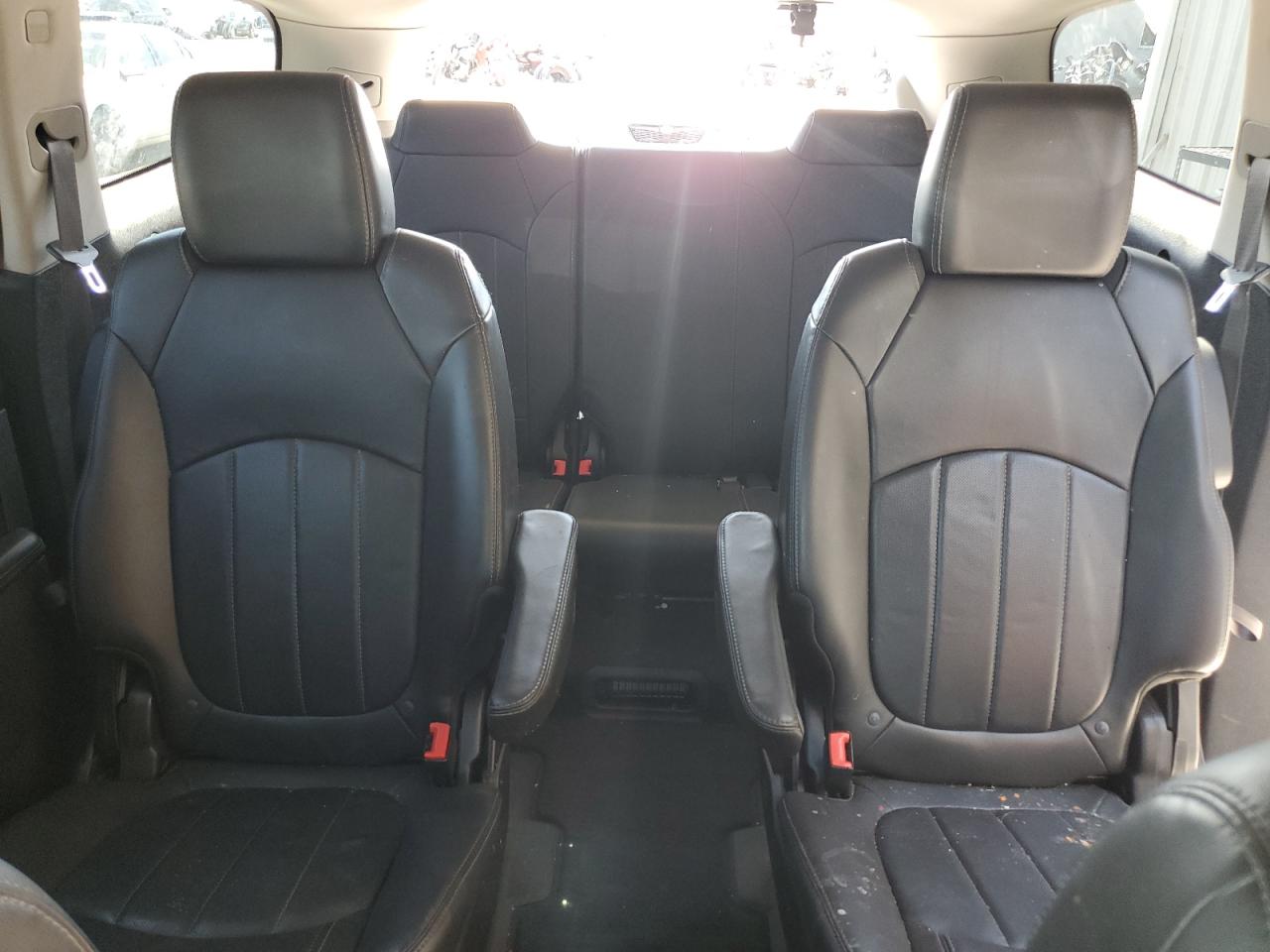 2015 Buick Enclave VIN: 5GAKVCKD4FJ181765 Lot: 81901105