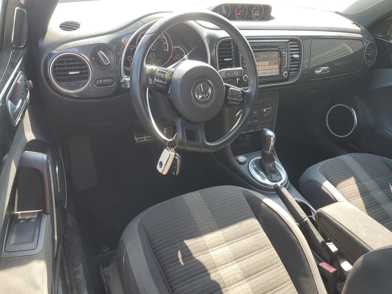 2013 Volkswagen Beetle Turbo VIN: 3VWV67AT8DM608564 Lot: 80722375