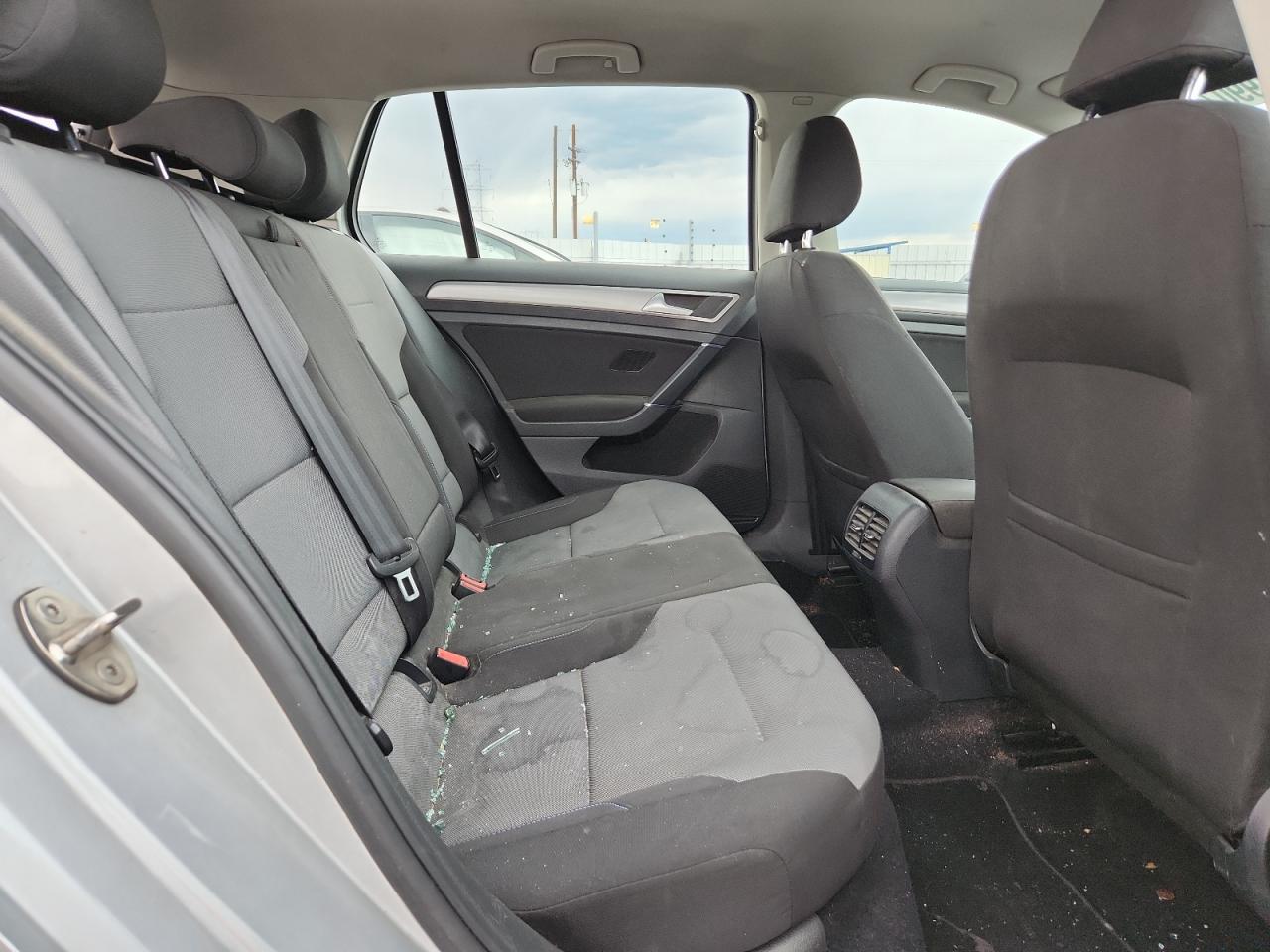 2015 Volkswagen E-Golf Limited VIN: WVWKP7AU3FW905773 Lot: 71990775