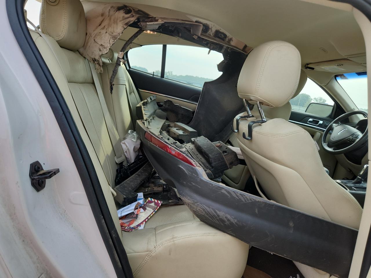 2015 Lincoln Mks VIN: 1LNHL9DK7FG602724 Lot: 80726355