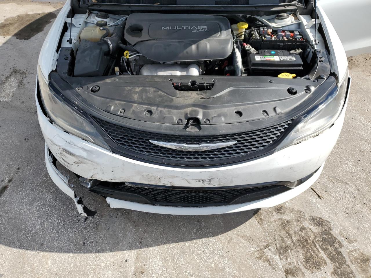 2015 Chrysler 200 S VIN: 1C3CCCBB4FN536678 Lot: 81871915