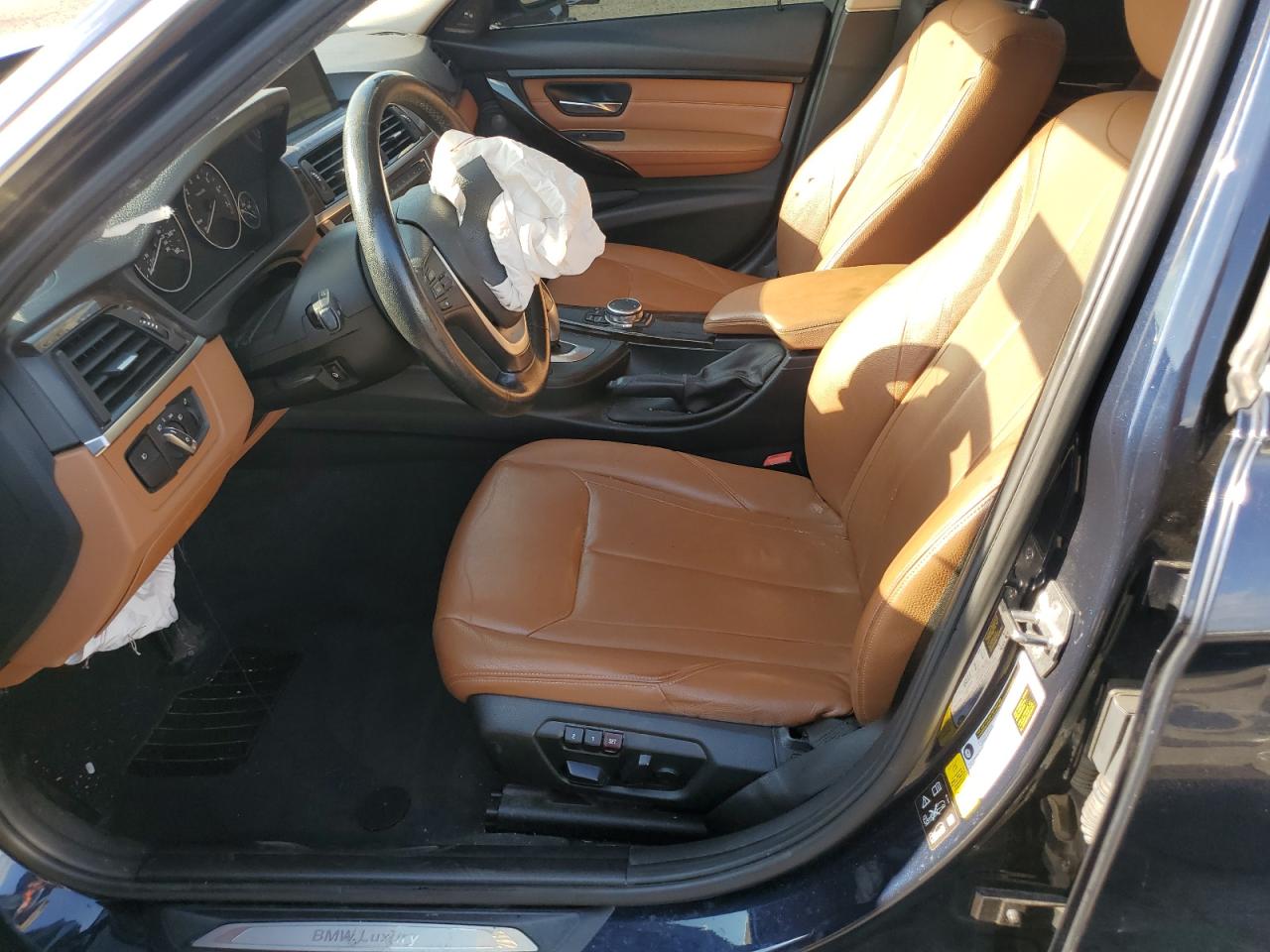 2015 BMW 328 Xi VIN: WBA3B3C52FF547788 Lot: 70700825