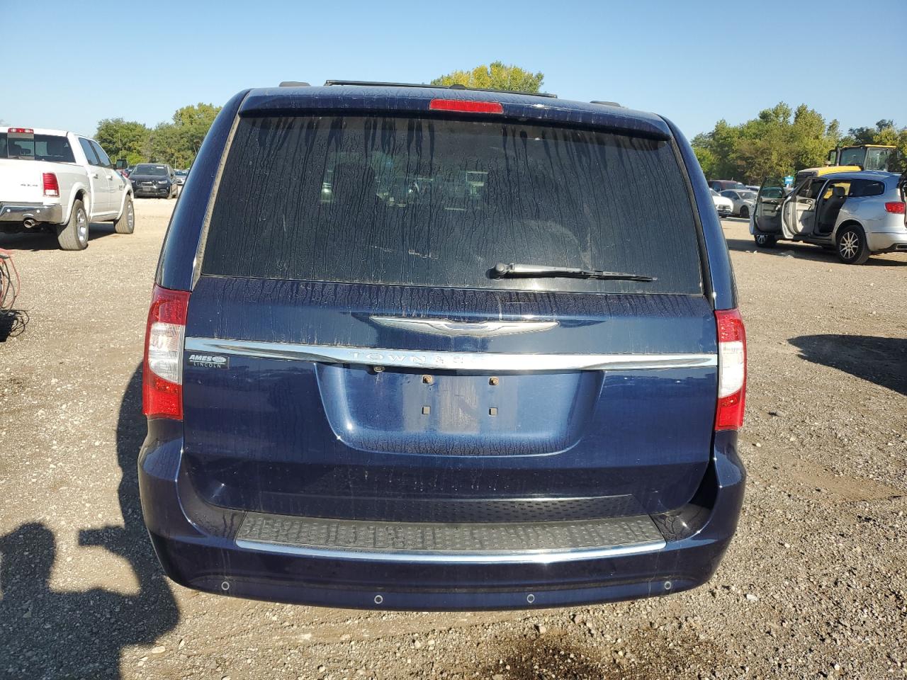 2013 Chrysler Town & Country Touring L VIN: 2C4RC1CG6DR565281 Lot: 84013885