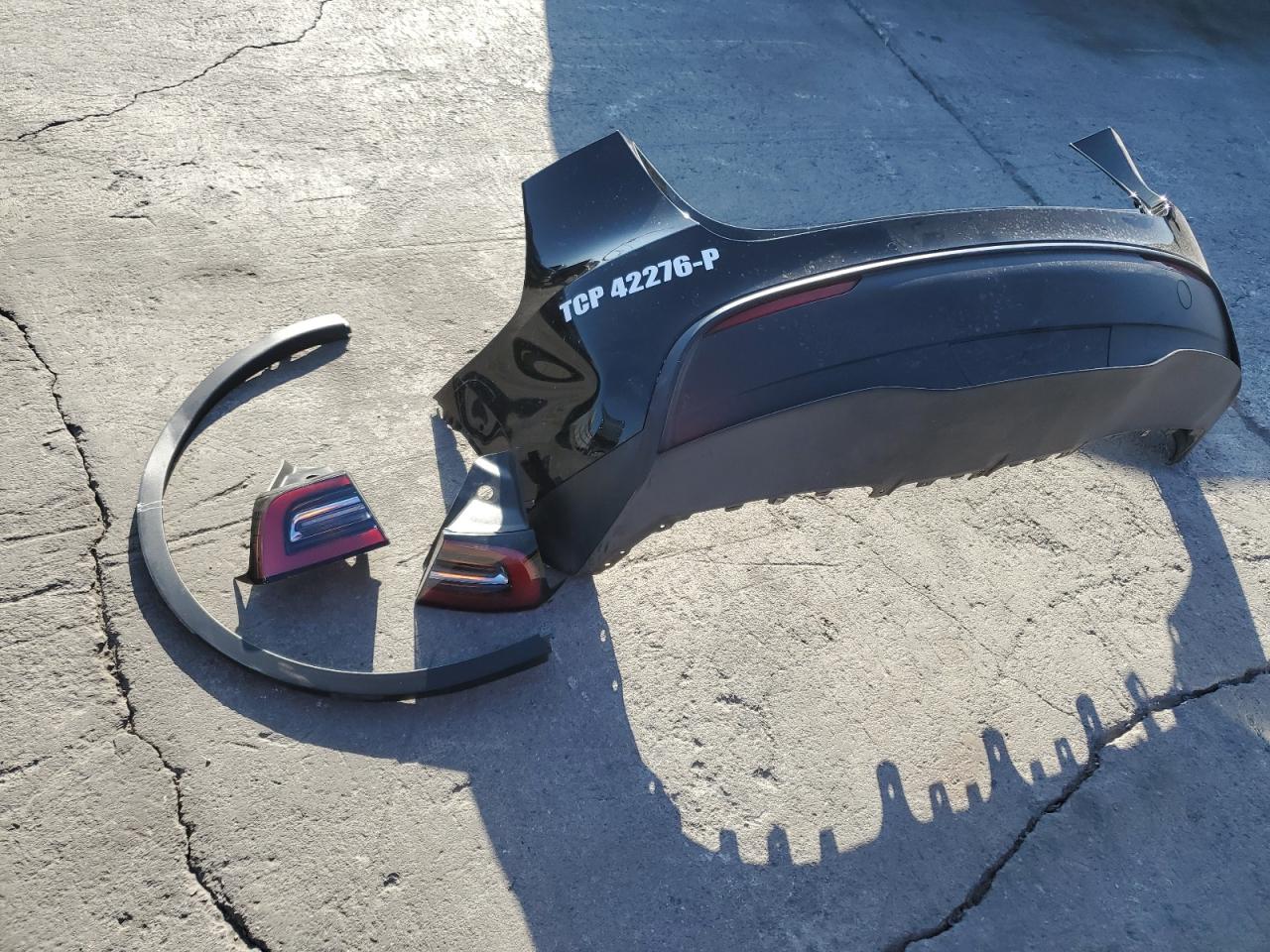 2022 Tesla Model Y VIN: 7SAYGAEE0NF493974 Lot: 84981275