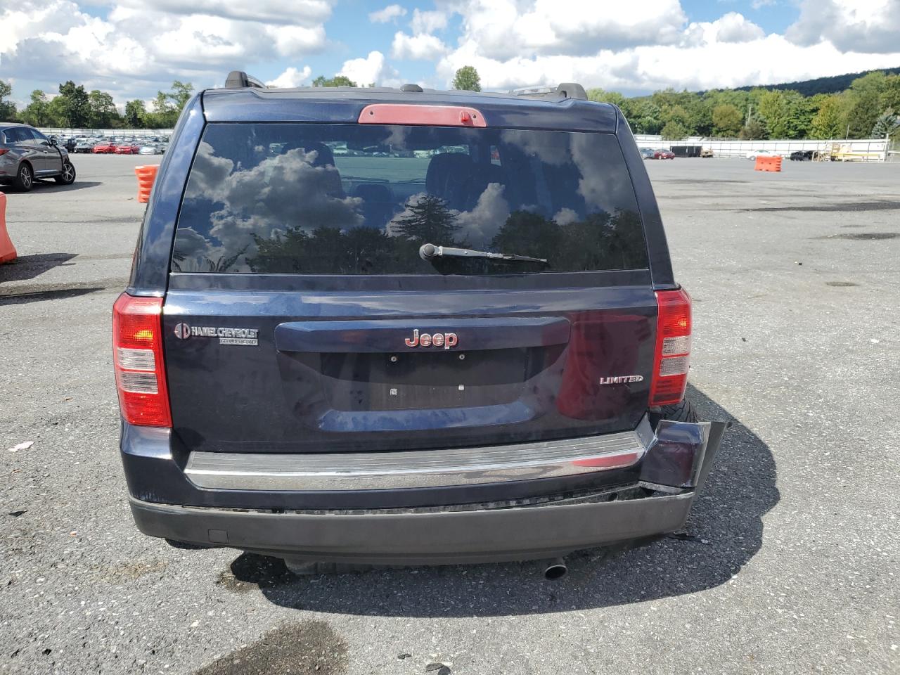 2011 Jeep Patriot Latitude VIN: 1J4NT4GBXBD115738 Lot: 71233115