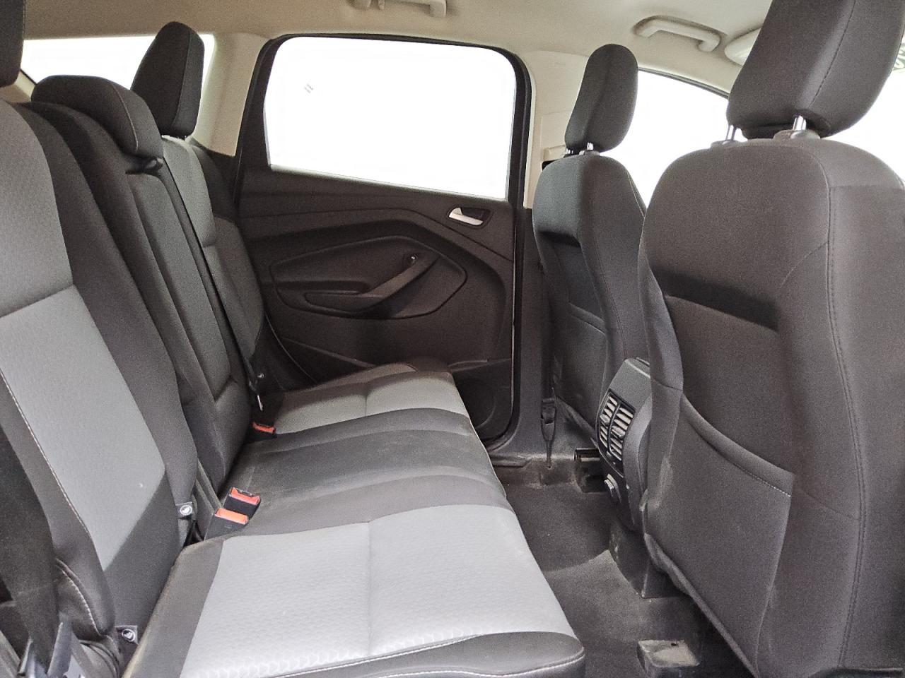 2019 Ford Escape Se VIN: 1FMCU9GD4KUA00864 Lot: 72080195