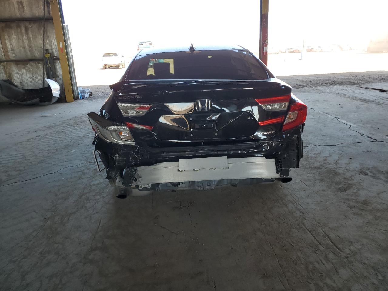 2022 Honda Accord Sport VIN: 1HGCV1F36NA118000 Lot: 81670435