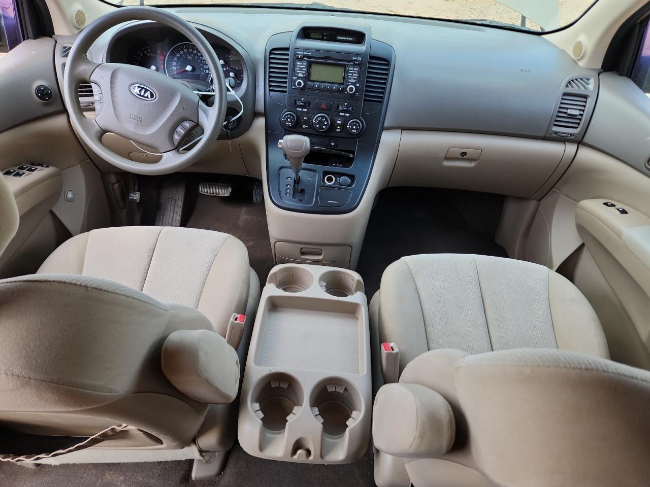 2011 Kia Sedona Lx VIN: KNDMG4C72B6372310 Lot: 80749565