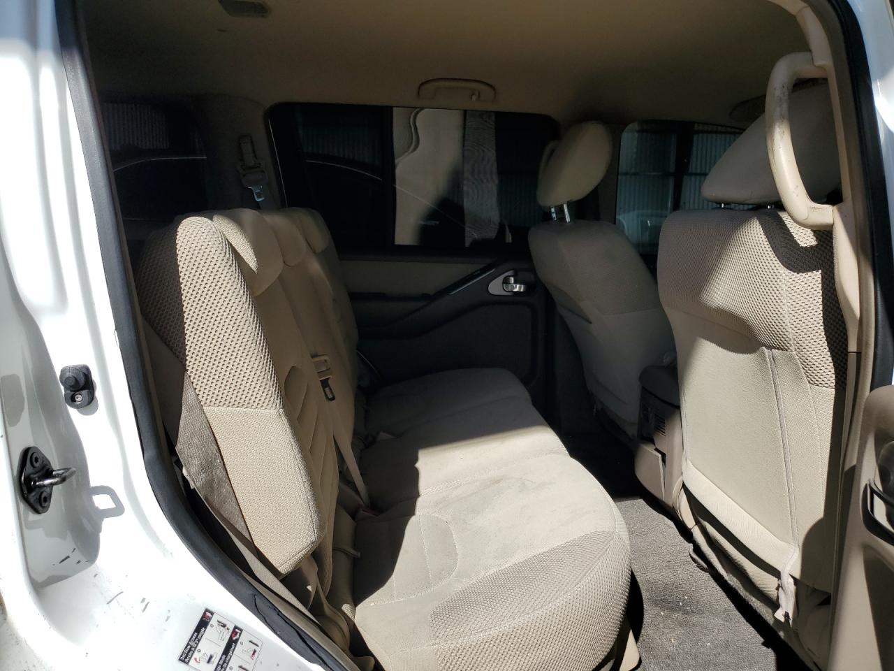 2011 Nissan Pathfinder S VIN: 5N1AR1NN5BC615533 Lot: 69707165