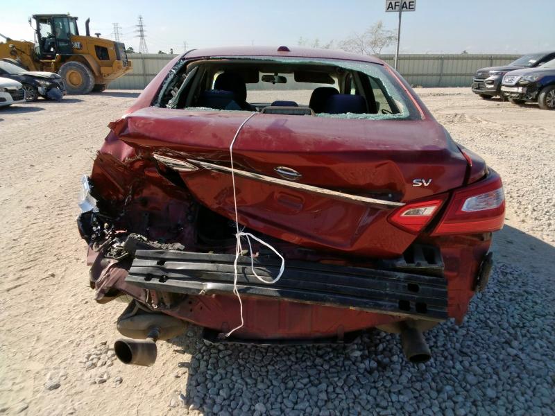  NISSAN ALTIMA 2017 Red