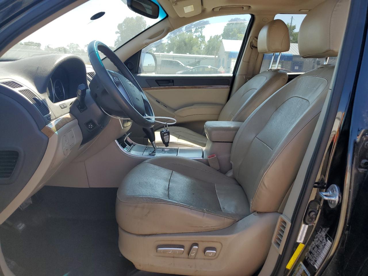 2012 Hyundai Veracruz Gls VIN: KM8NU4CC6CU201711 Lot: 84203435