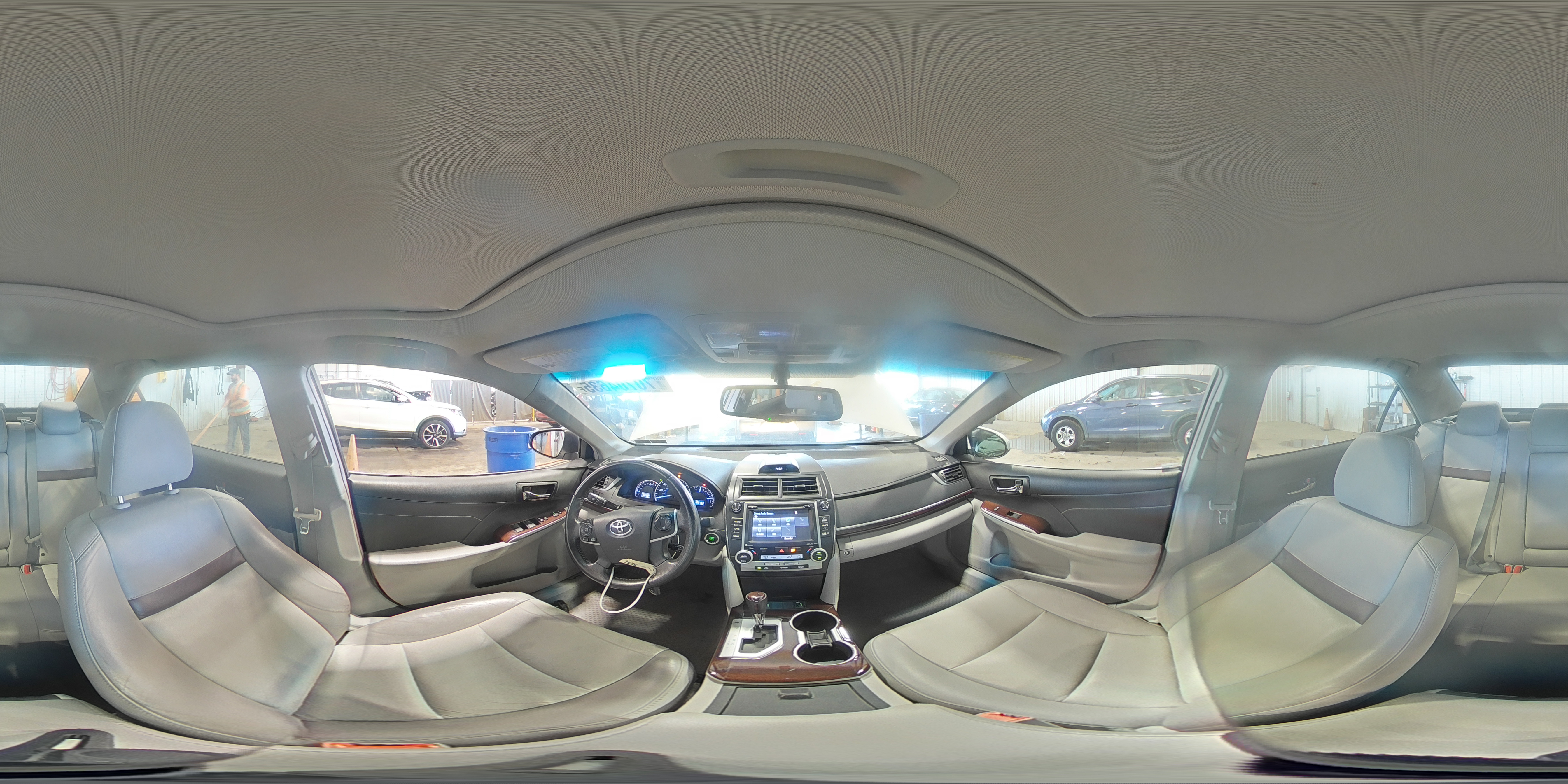 2014 Toyota Camry Se VIN: 4T1BK1FK9EU549340 Lot: 70704635
