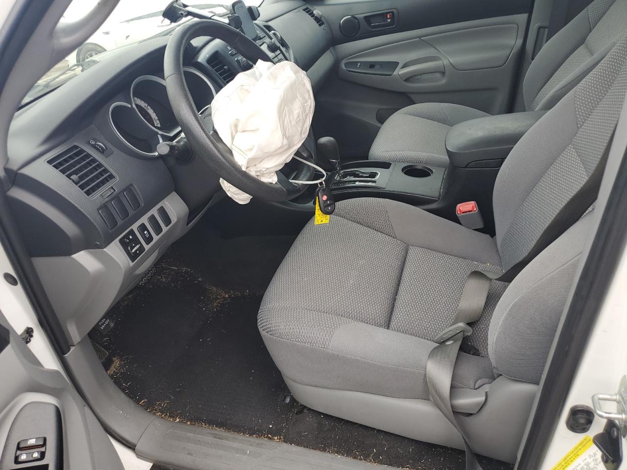 2012 Toyota Tacoma Prerunner Access Cab VIN: 5TFTU4GN4CX023948 Lot: 84046025