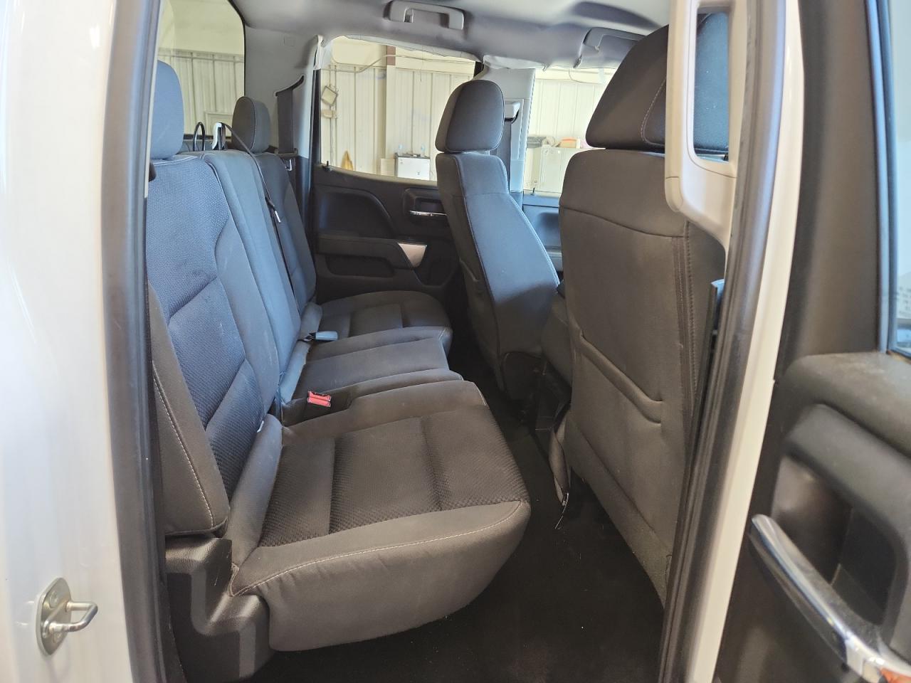 2018 Chevrolet Silverado K1500 Lt VIN: 1GCVKREC7JZ285526 Lot: 71215445