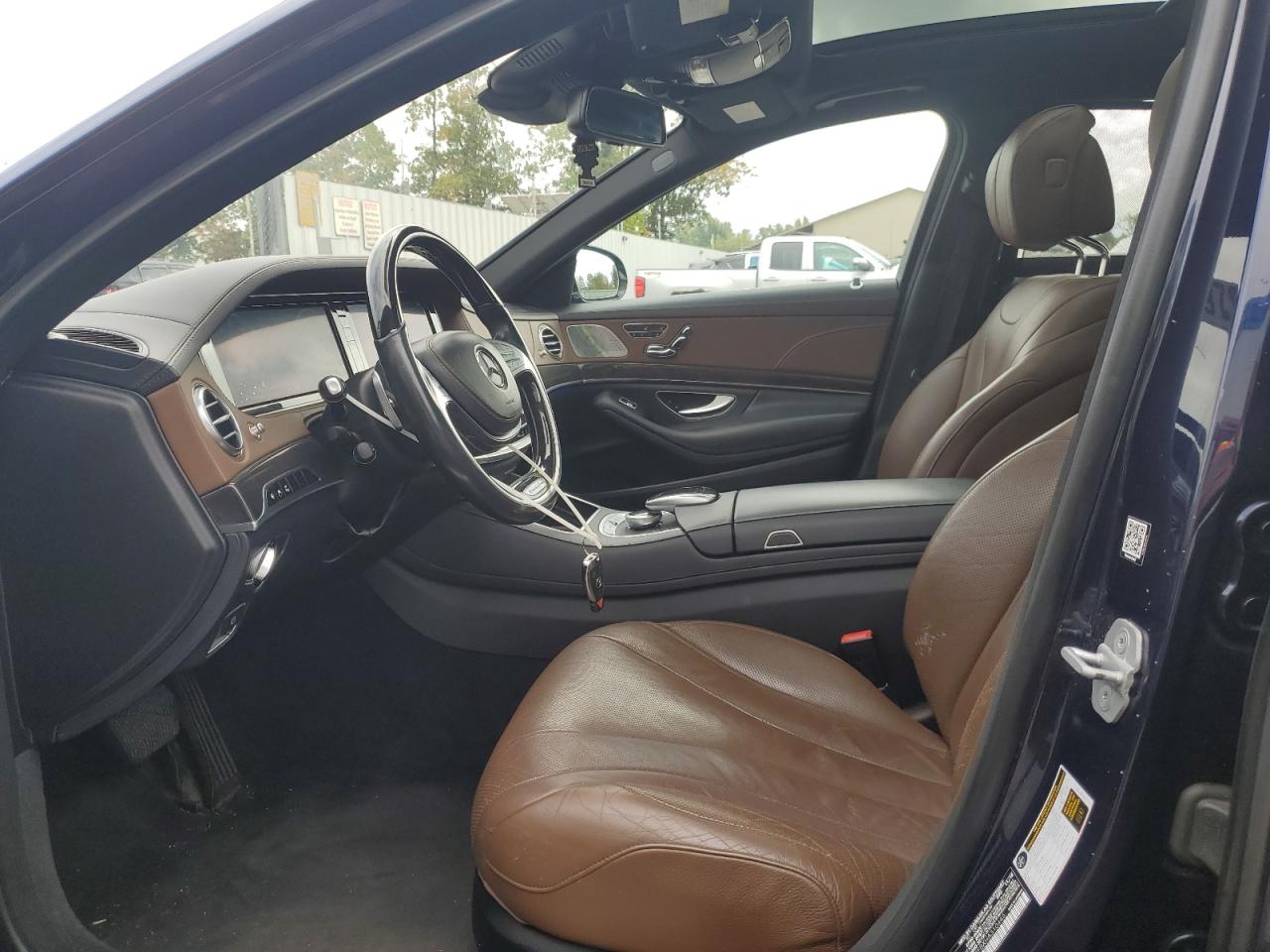 2017 Mercedes-Benz S 550 4Matic VIN: WDDUG8FBXHA310446 Lot: 83976125