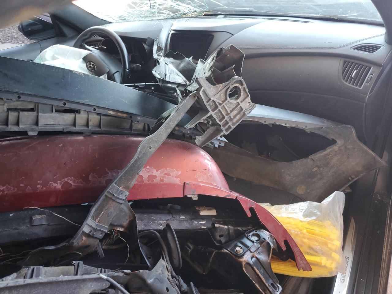 2015 Hyundai Genesis Coupe 3.8L VIN: KMHHU6KJ6FU125467 Lot: 81951435