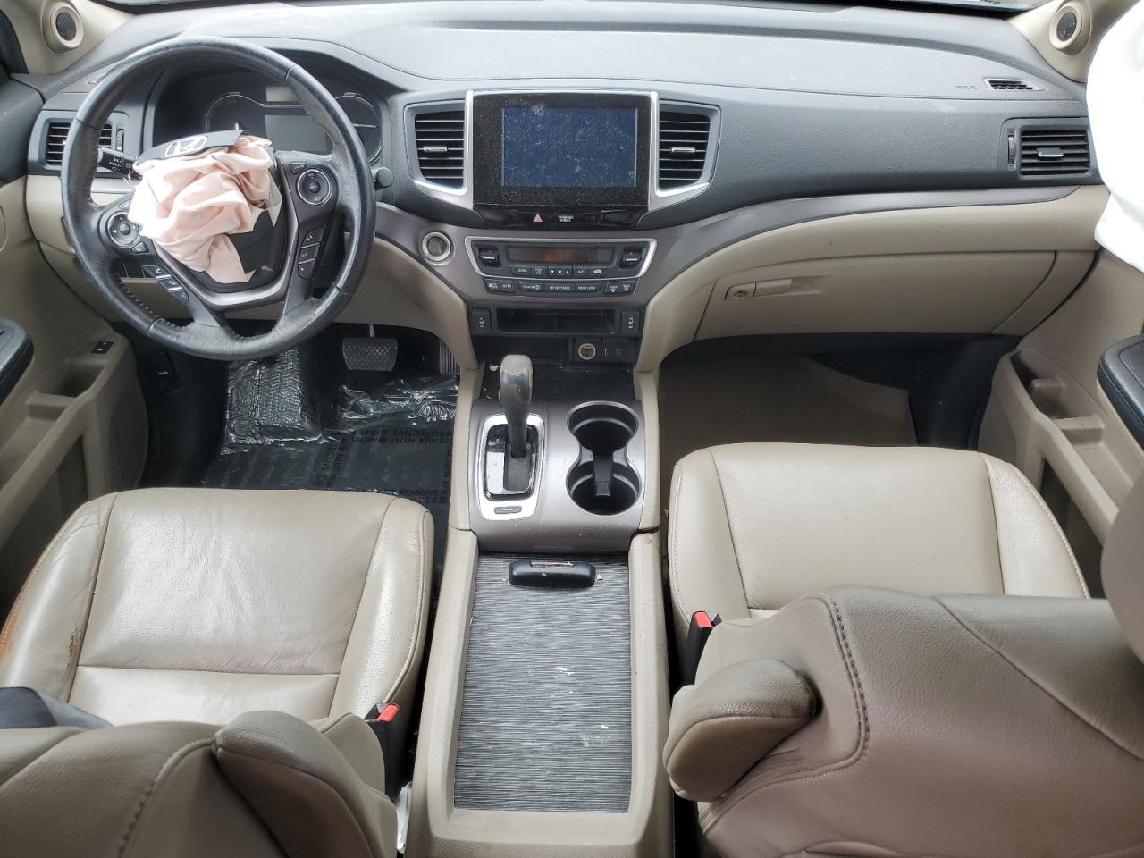 2017 Honda Pilot Exln VIN: 5FNYF5H78HB004097 Lot: 81900715