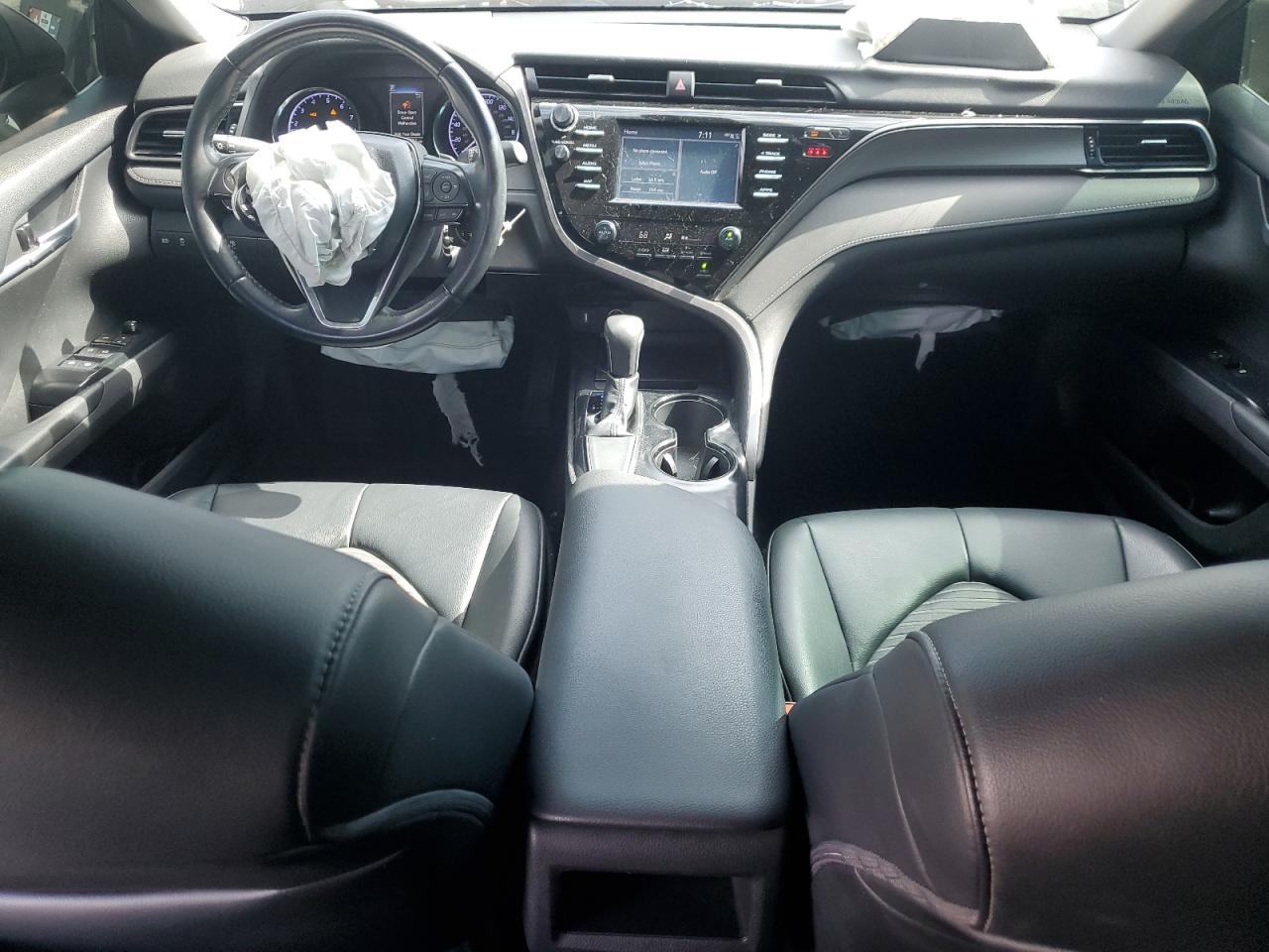 2019 Toyota Camry L VIN: 4T1B11HK3KU166036 Lot: 83827125