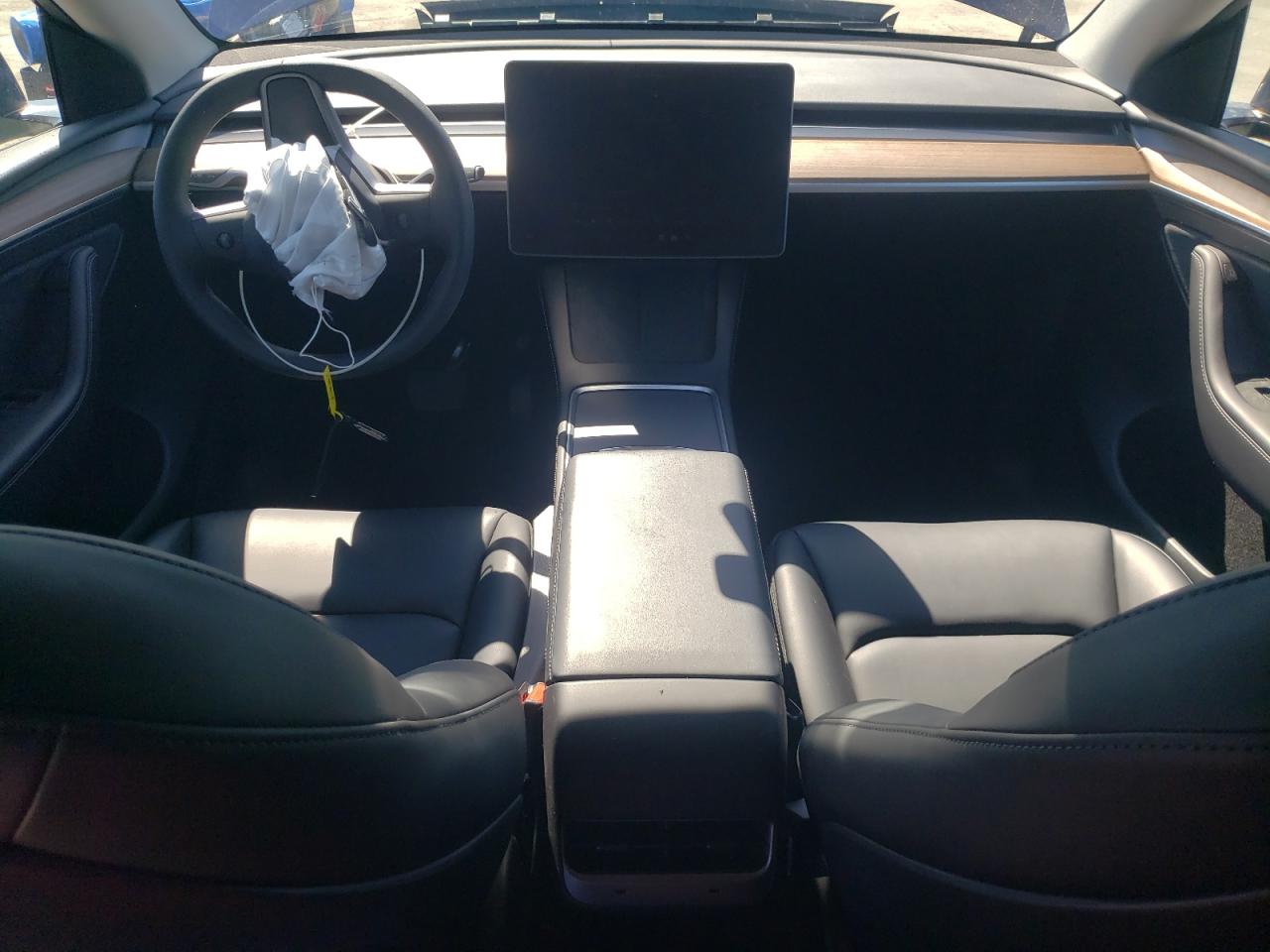 2025 Tesla Model Y VIN: 7SAYGDEE8SF294393 Lot: 71731955