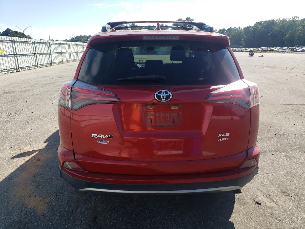 2017 Toyota Rav4 Xle VIN: JTMRFREV1HJ118367 Lot: 81749895