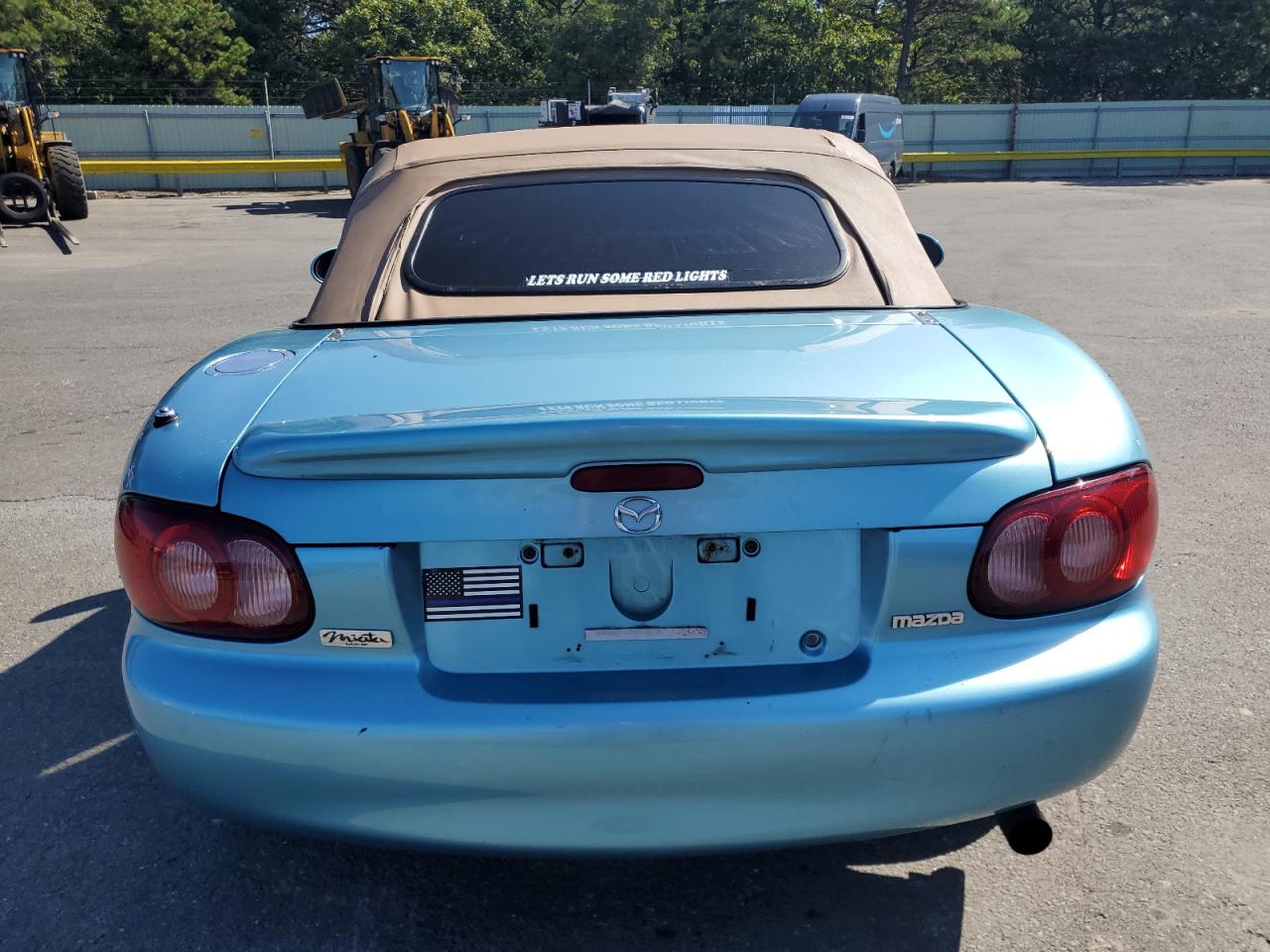 2001 Mazda Mx-5 Miata Base VIN: JM1NB353810217673 Lot: 80376065