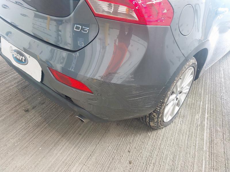 2014 VOLVO V40 SE LUX NAV D3 