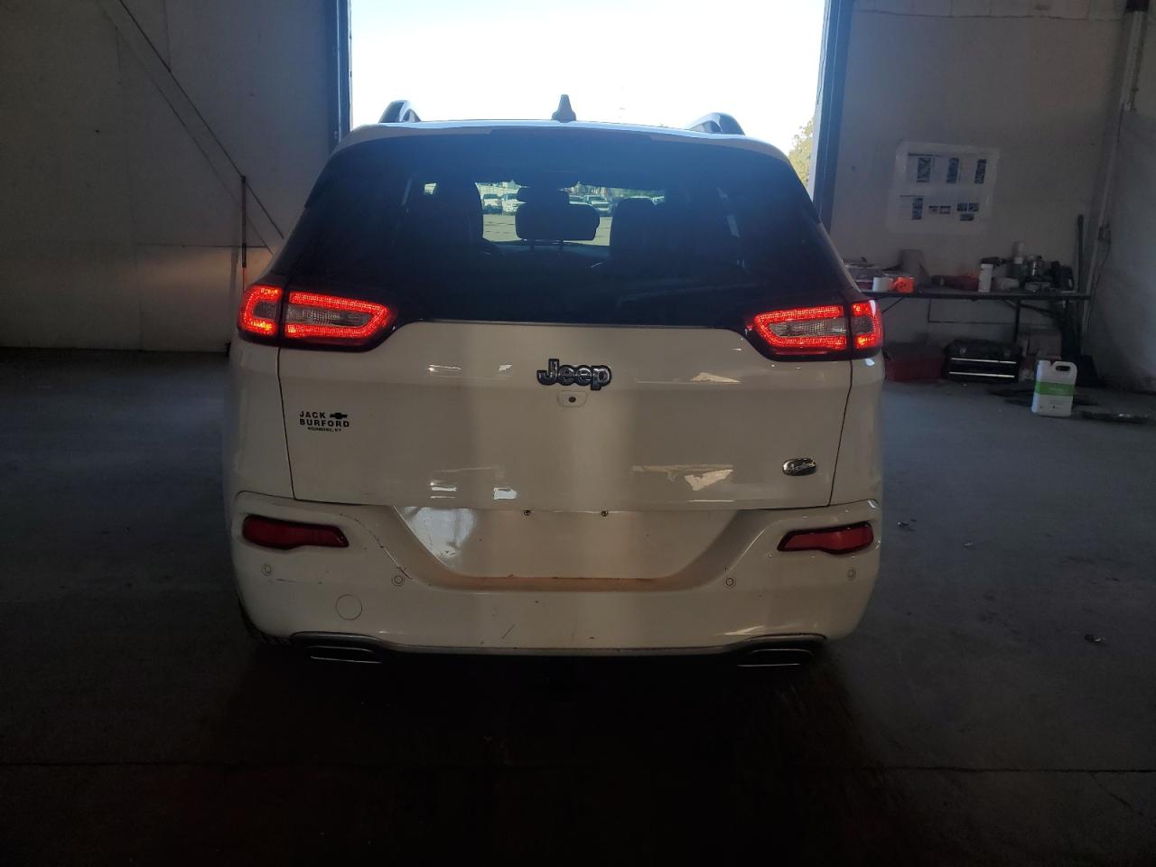 2016 Jeep Cherokee Overland VIN: 1C4PJLJS8GW338962 Lot: 71804235