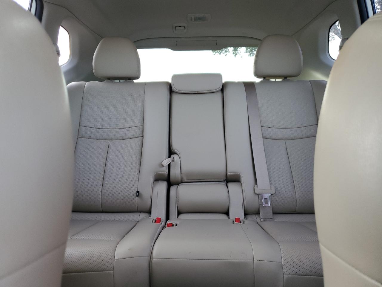 2017 Nissan Rogue S VIN: JN8AT2MT5HW148136 Lot: 80639695