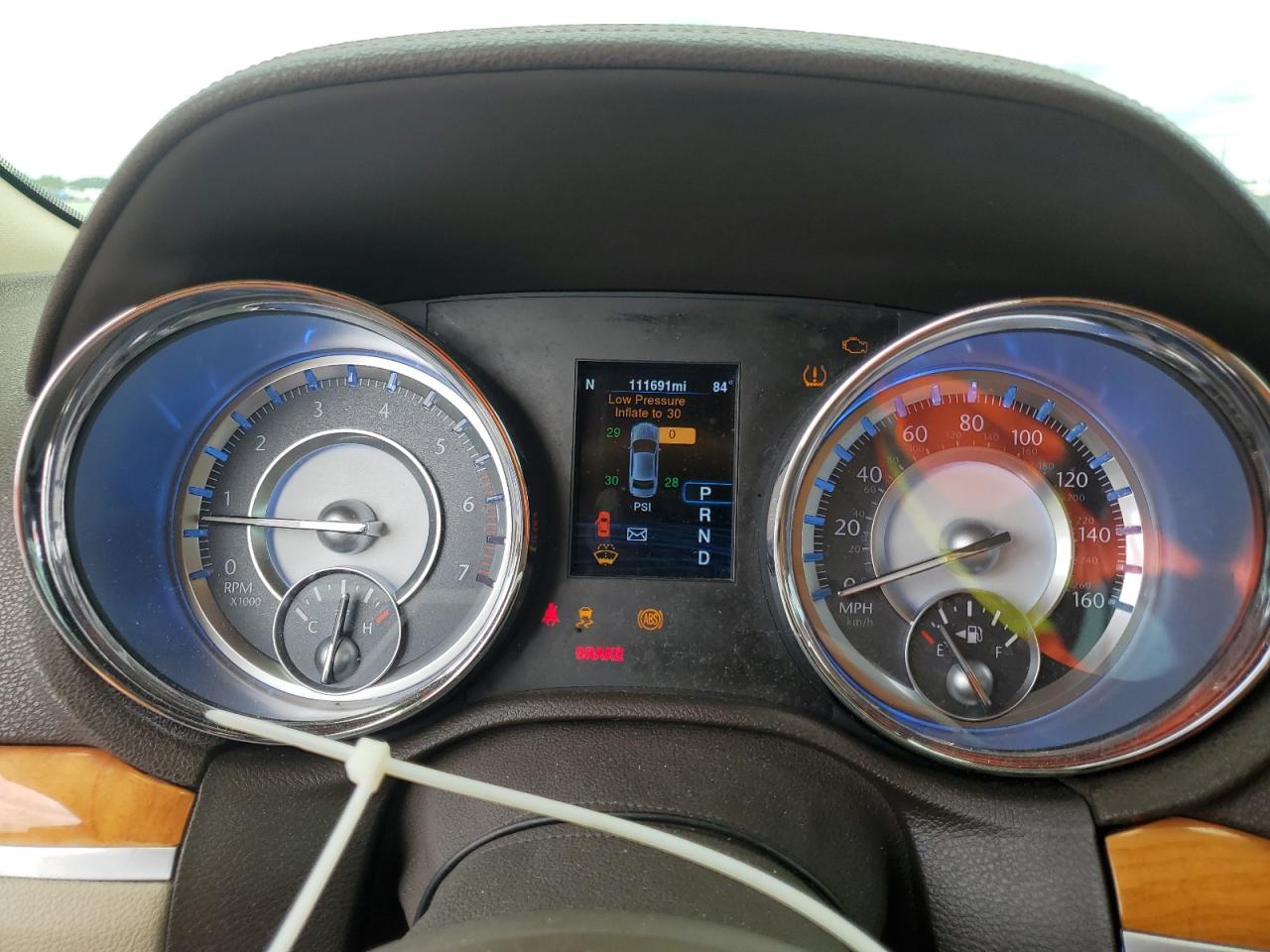 2014 Chrysler 300C VIN: 2C3CCAET2EH171367 Lot: 81025835