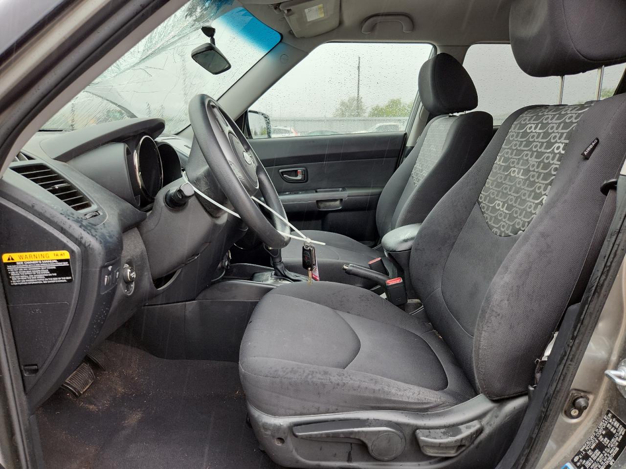 2011 Kia Soul + VIN: KNDJT2A21B7341036 Lot: 82116185