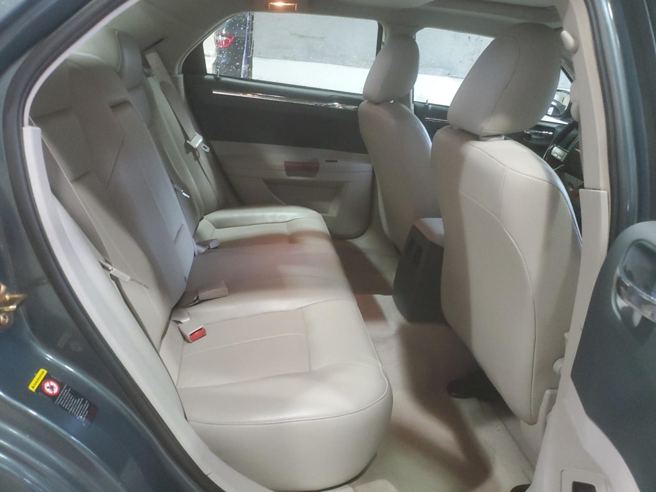 2005 Chrysler 300 Touring VIN: 2C3AA53G25H674116 Lot: 84405905