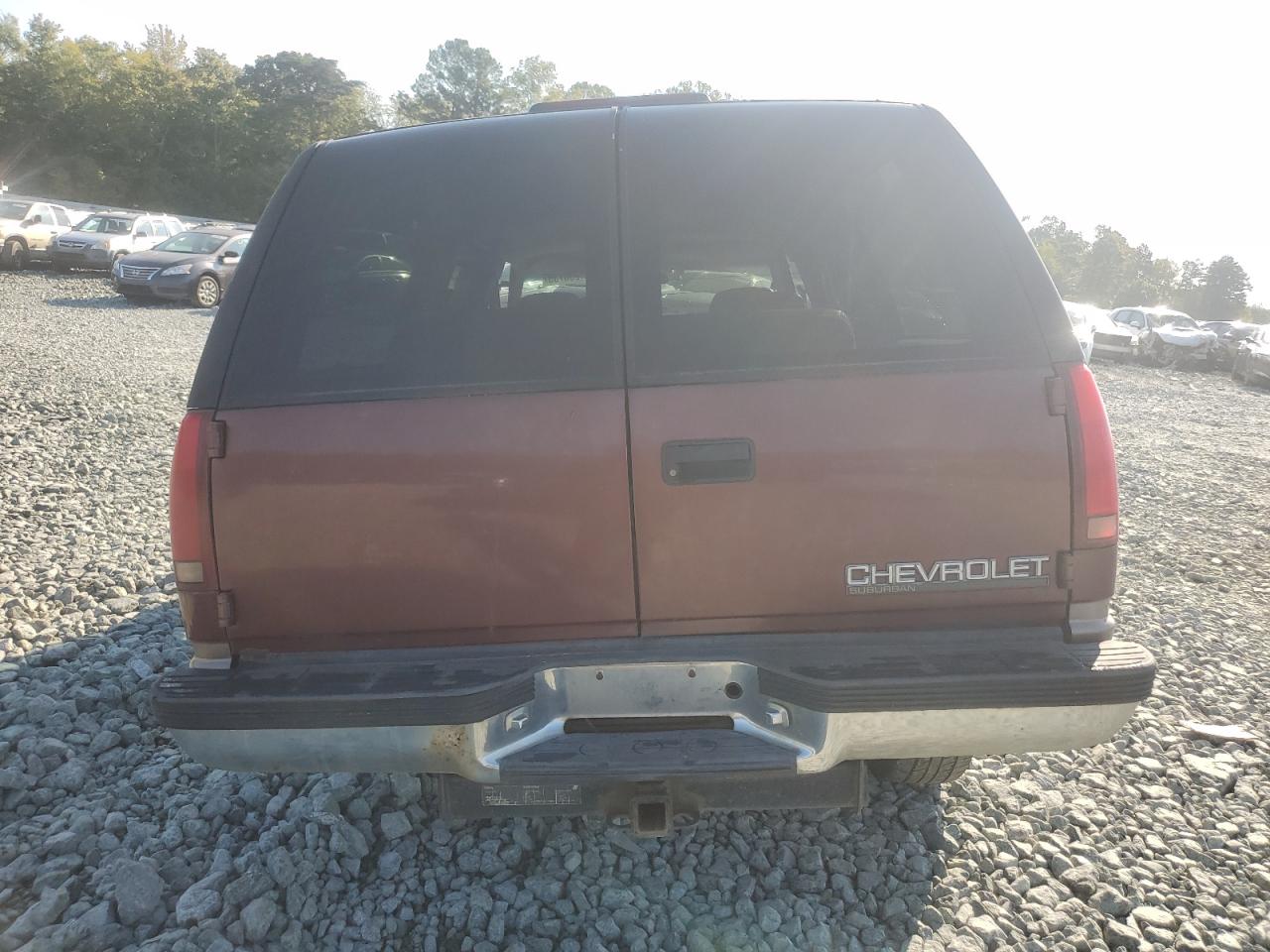 1998 Chevrolet Suburban K1500 VIN: 1GNFK16R6WJ370167 Lot: 81286735