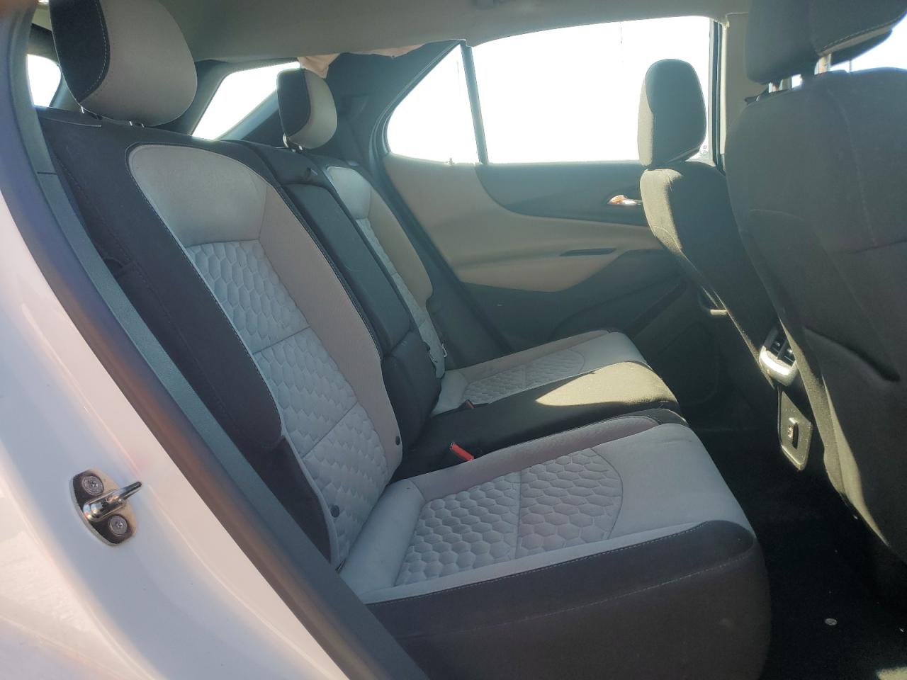 2019 Chevrolet Equinox Ls VIN: 3GNAXHEV3KS638247 Lot: 84732065