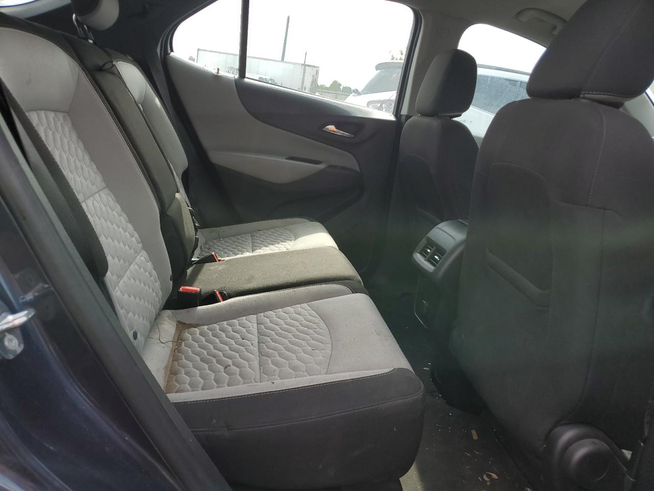 2018 Chevrolet Equinox Ls VIN: 3GNAXHEVXJL106213 Lot: 82085555