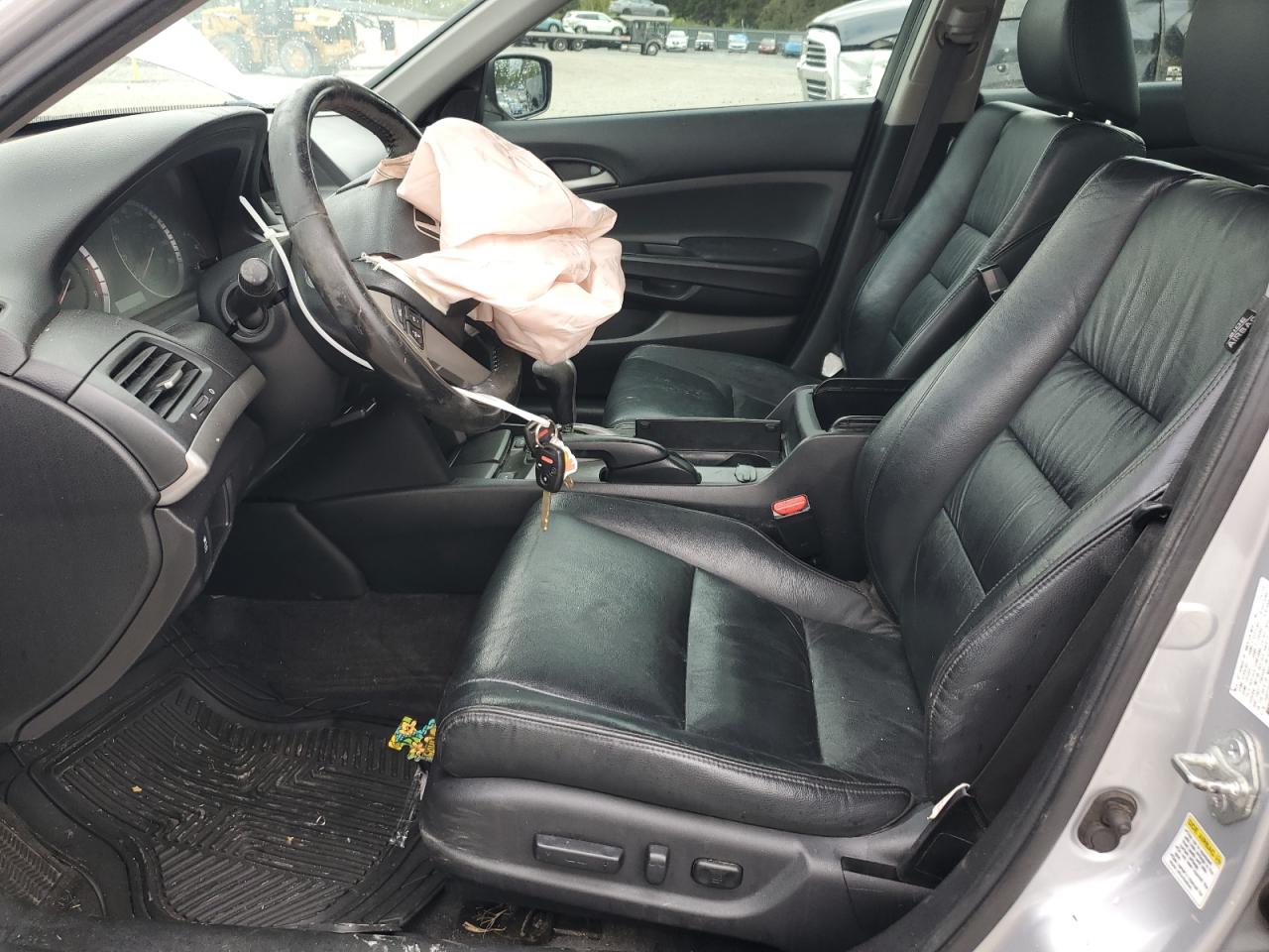 2011 Honda Accord Se VIN: 1HGCP2F67BA030224 Lot: 83981735