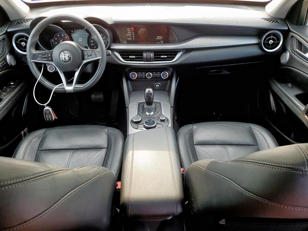 2018 Alfa Romeo Stelvio Ti VIN: ZASFAKBN5J7B64131 Lot: 81241285