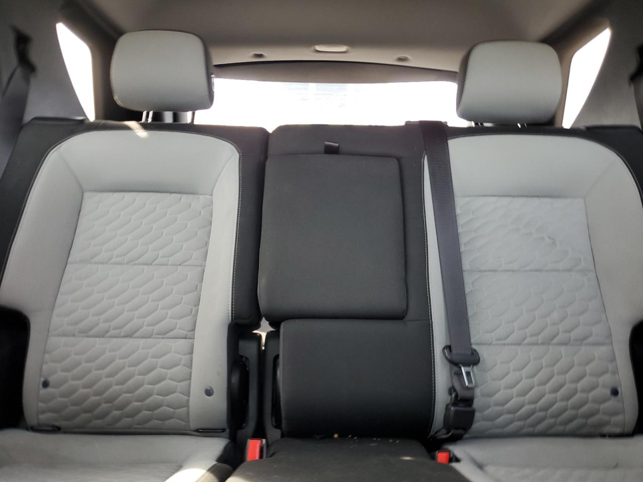 2020 Chevrolet Equinox Ls VIN: 3GNAXHEV3LS565611 Lot: 71737075