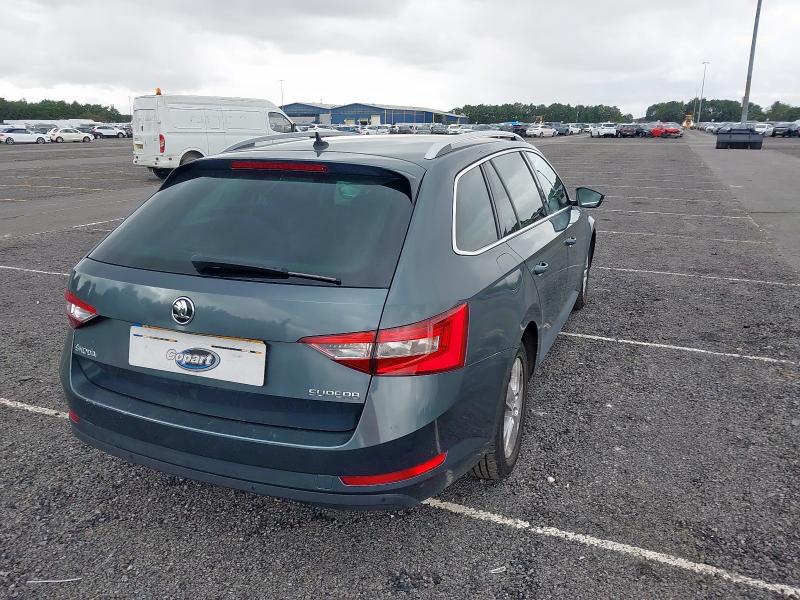 2016 SKODA SUPERB SE TECHNOLOGY TDI 