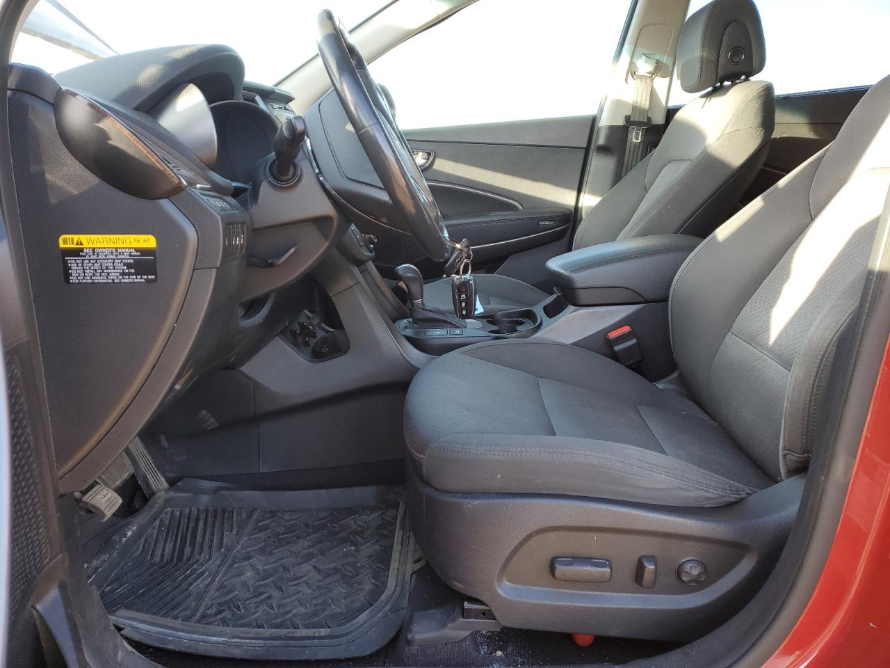 2017 Hyundai Santa Fe Se VIN: KM8SNDHF4HU179749 Lot: 83850375