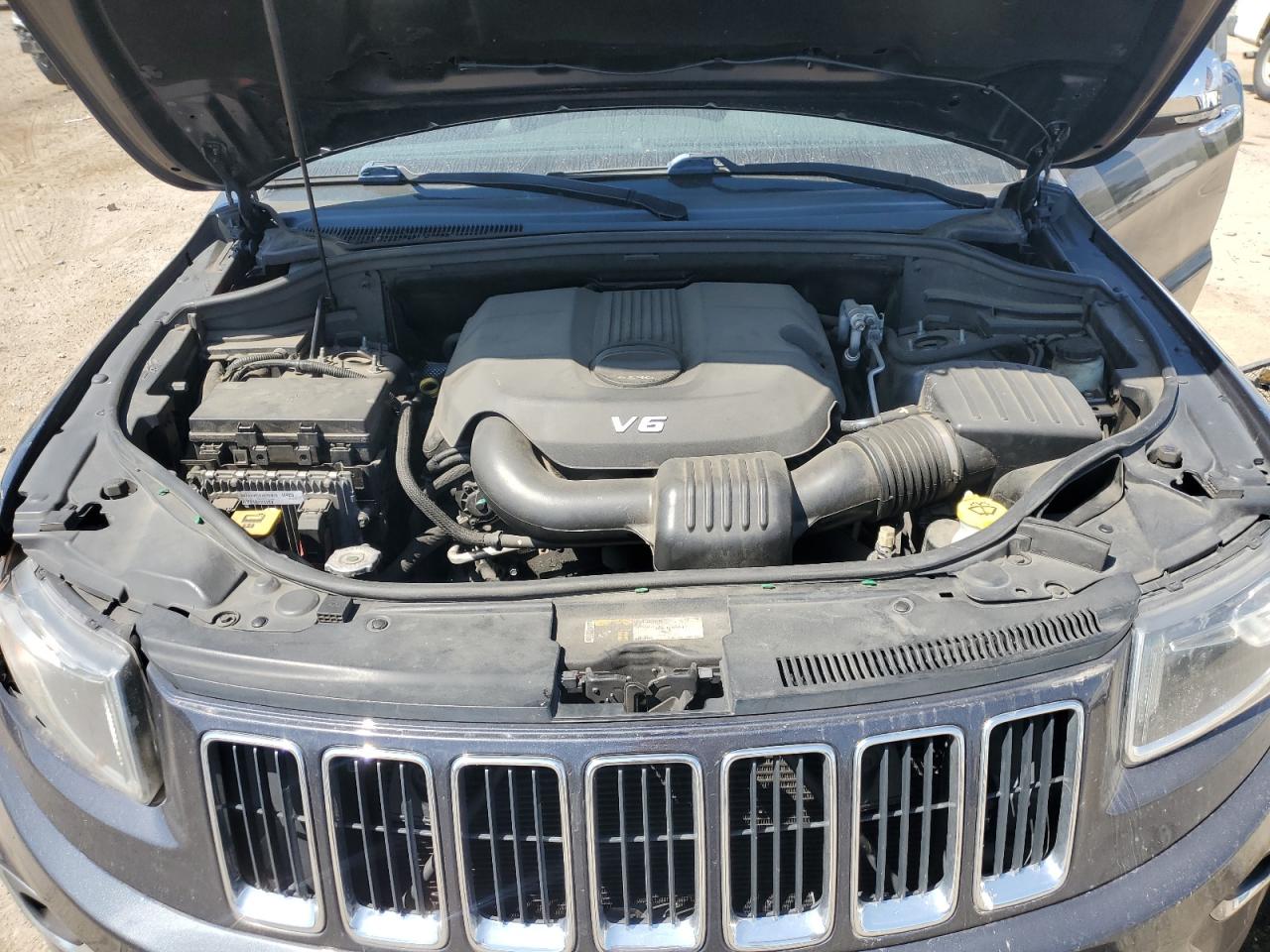 2015 Jeep Grand Cherokee Limited VIN: 1C4RJFBG2FC638680 Lot: 71121955