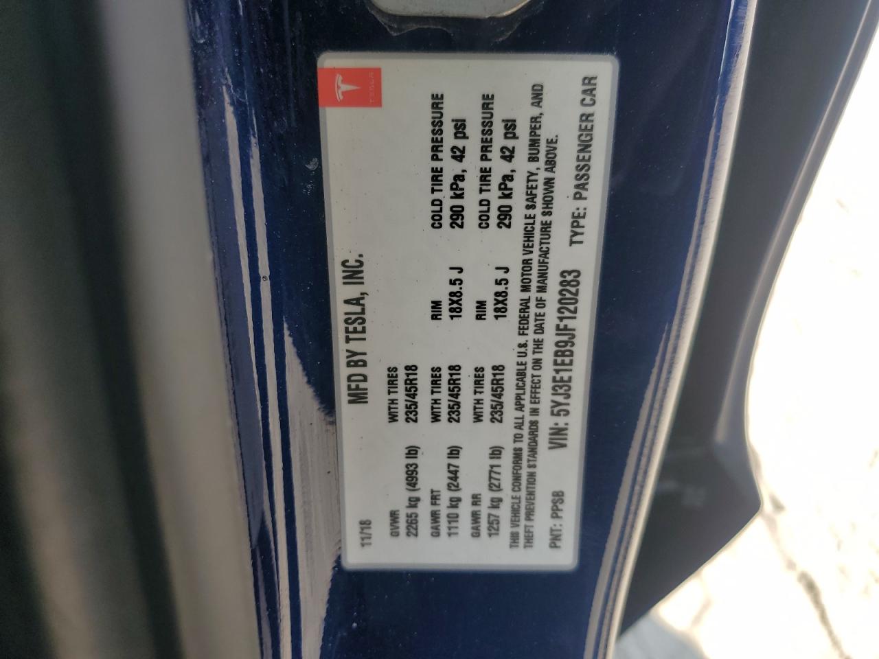 2018 Tesla Model 3 VIN: 5YJ3E1EB9JF120283 Lot: 81733195